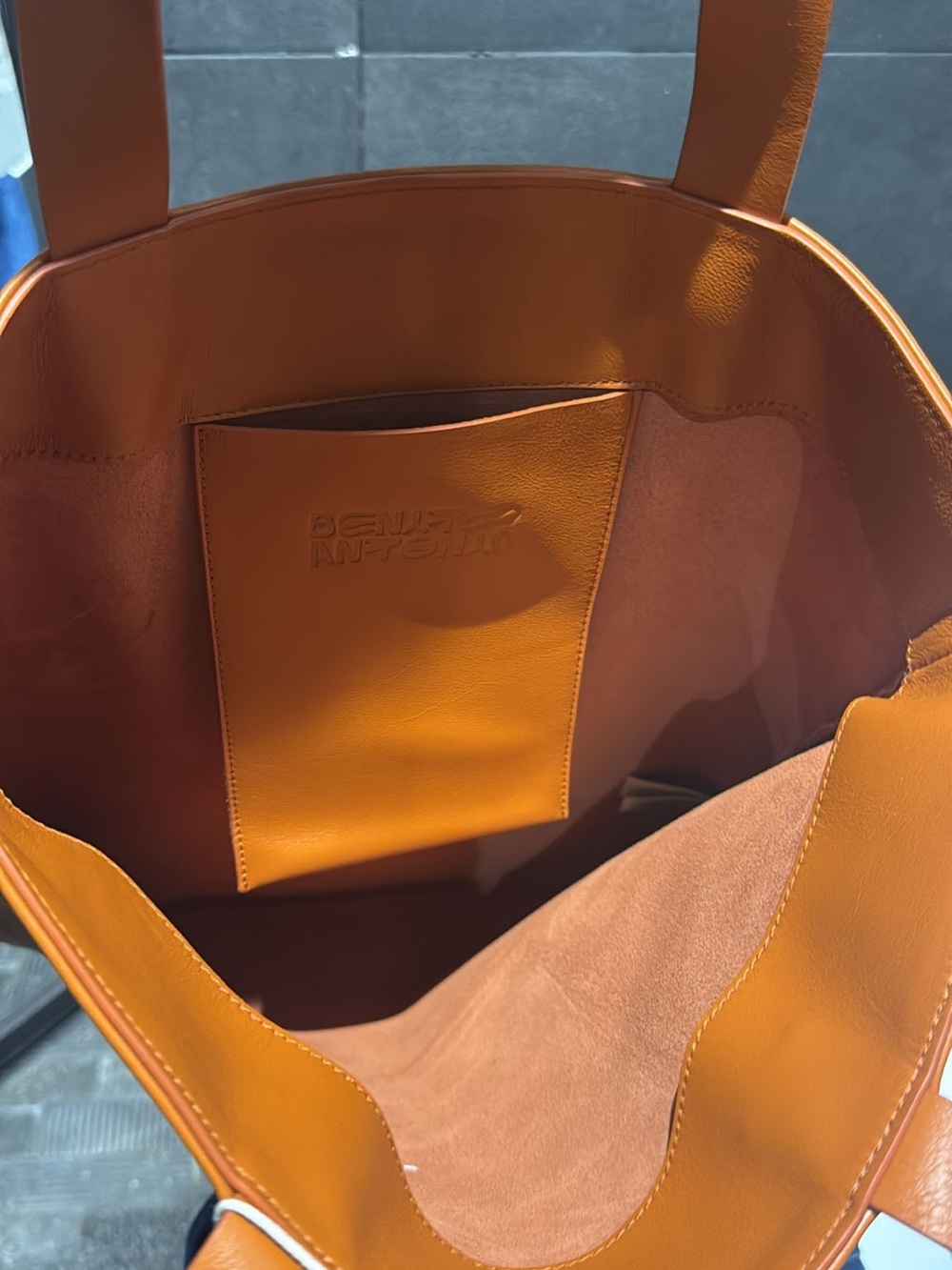 Zara ft Benito Antonio Bad Bunny Leather Tote in Cognac Brown Limited Edition - Picture 4 of 11